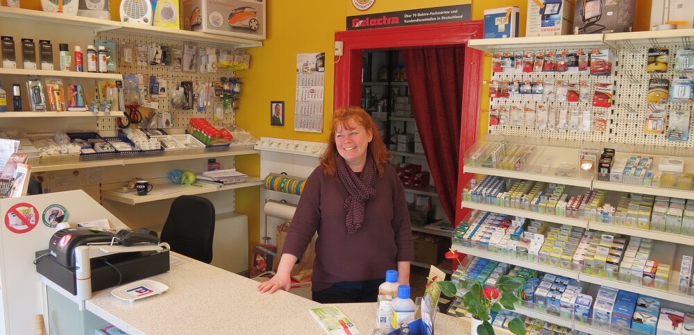 Elektro Känel Zwenkau große Auswahl an Hausgeräten und Elektrogeräten, Waschmaschinen, Trockner, Geschirrspüler und vieles mehr ... Elektro Känel Zwenkau große Auswahl an Hausgeräten und Elektrogeräten, Waschmaschinen, Trockner, Geschirrspüler und vieles mehr ...